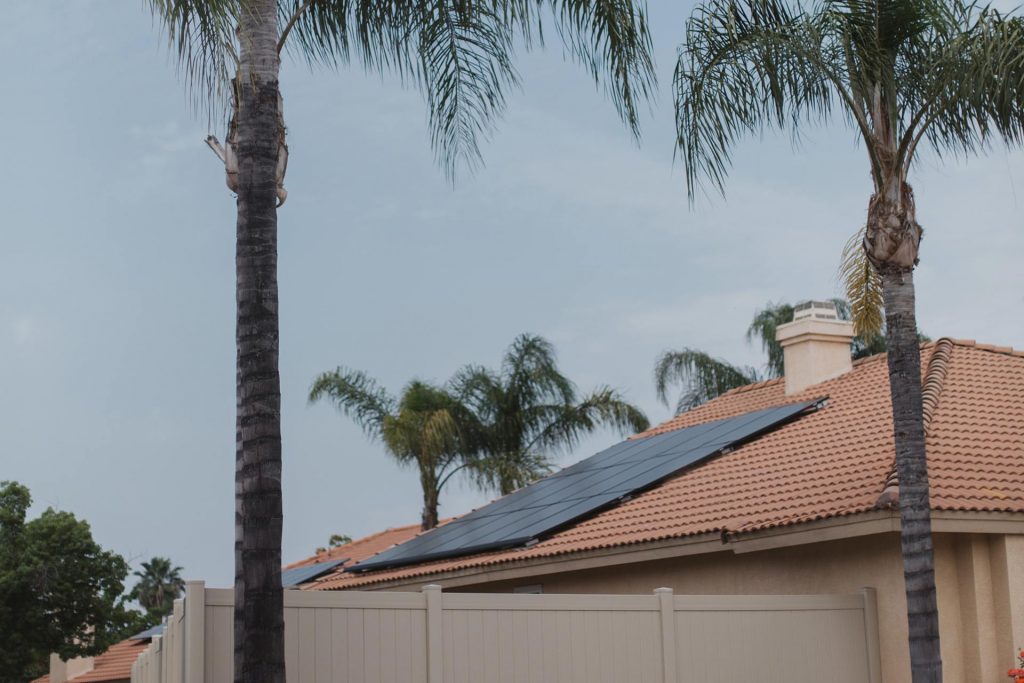 paneles solares en hogar